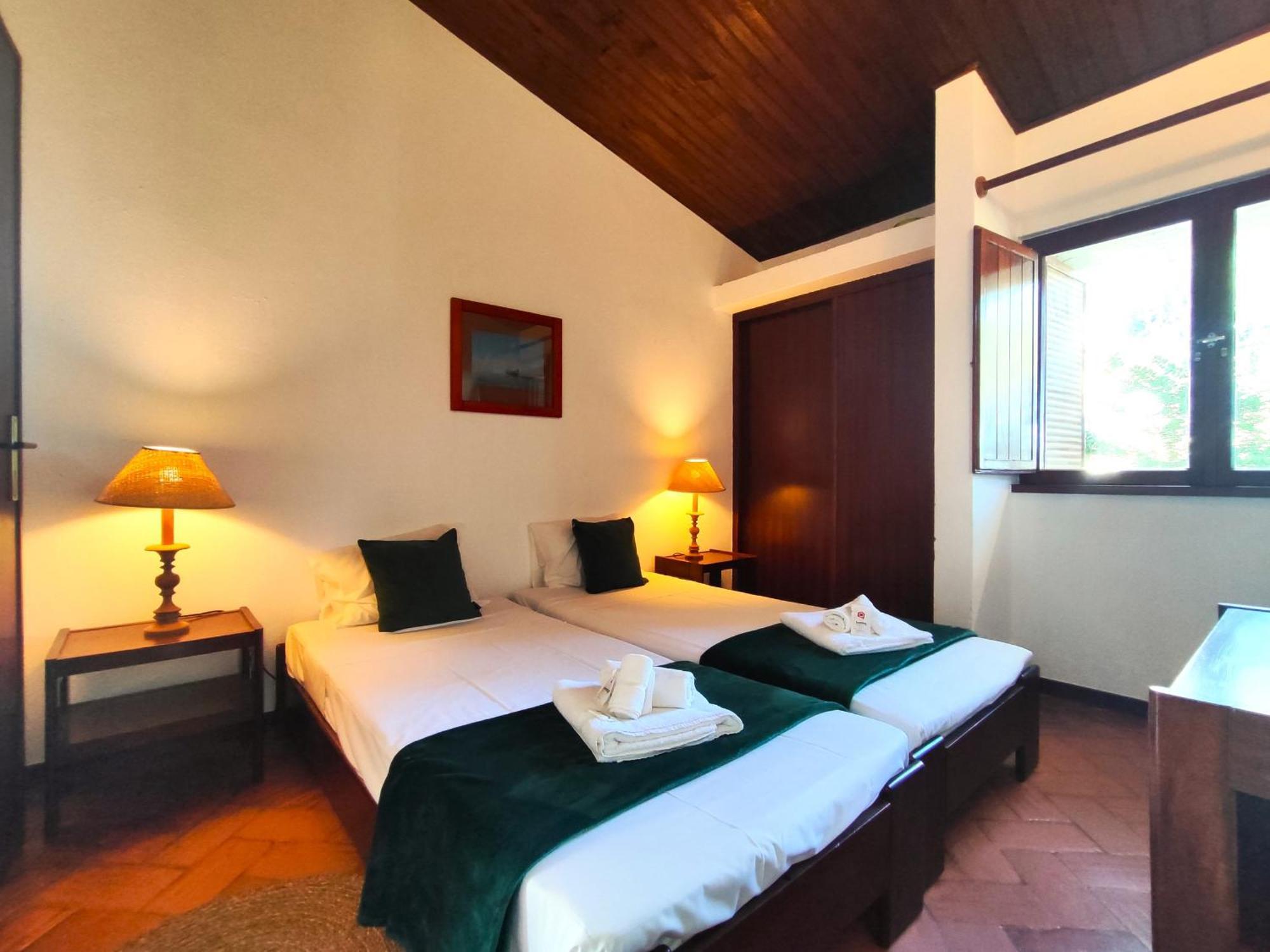 Albufeira Acoteias Villa With Pool By Homing Esterno foto
